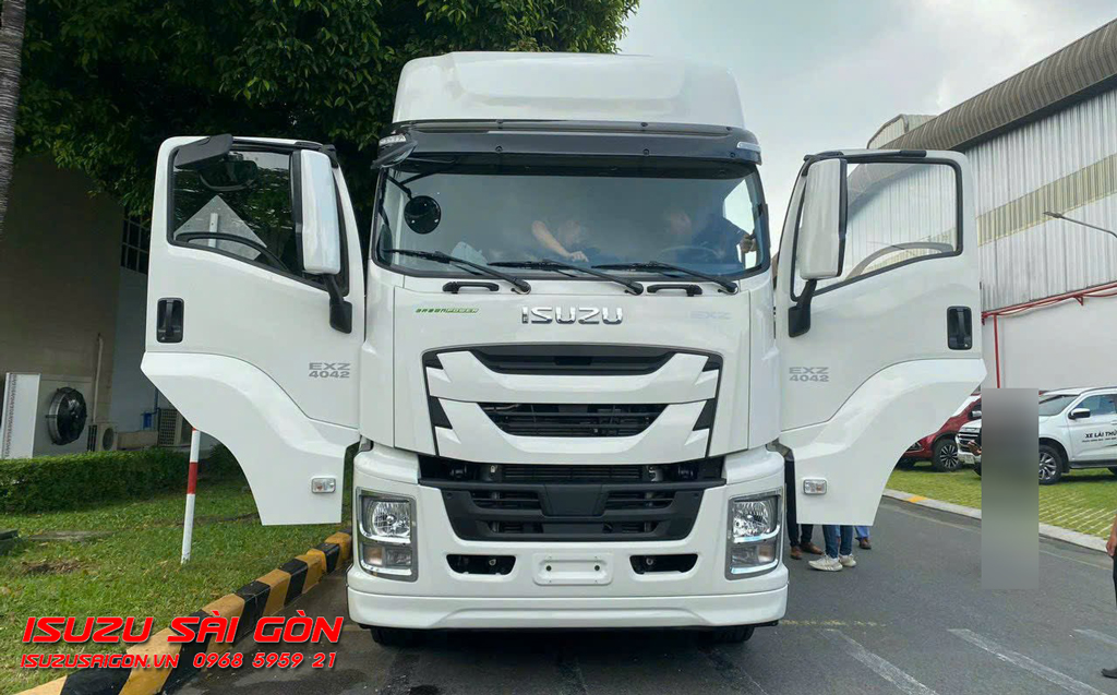 Đầu Kéo Isuzu 420 Hp 1